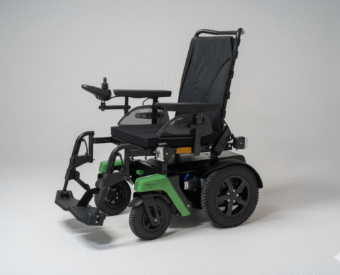 Individuell konfigurierter Otto Bock Juvo B4 Elektrorollstuhl in Grün.